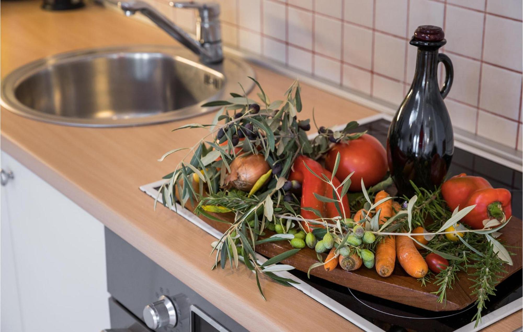 Gorgeous Apartment In Musalez With Kitchen Εξωτερικό φωτογραφία