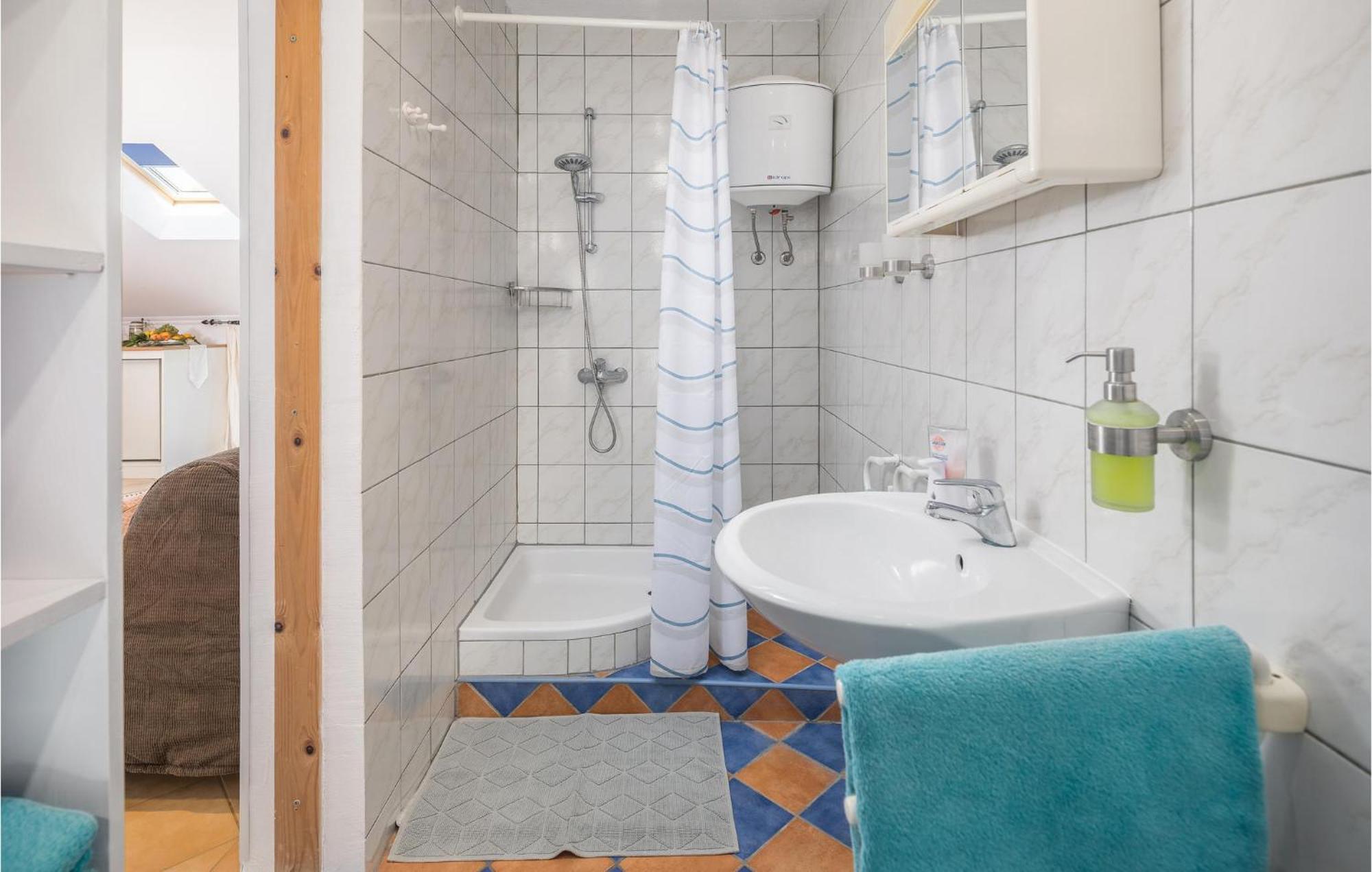 Gorgeous Apartment In Musalez With Kitchen Εξωτερικό φωτογραφία