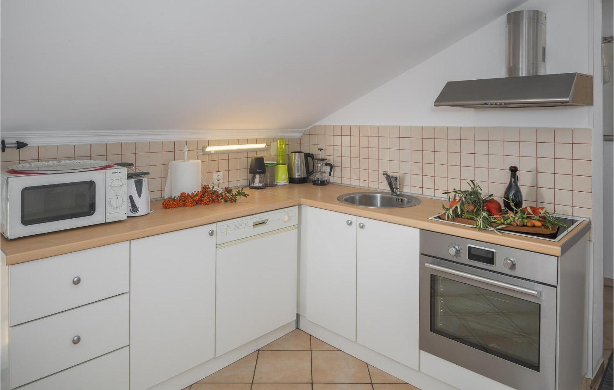 Gorgeous Apartment In Musalez With Kitchen Εξωτερικό φωτογραφία